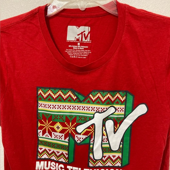 M TV Music Television Graphic T-shirt Adult Size Medium Unisex Red Holiday - Picture 2 of 3